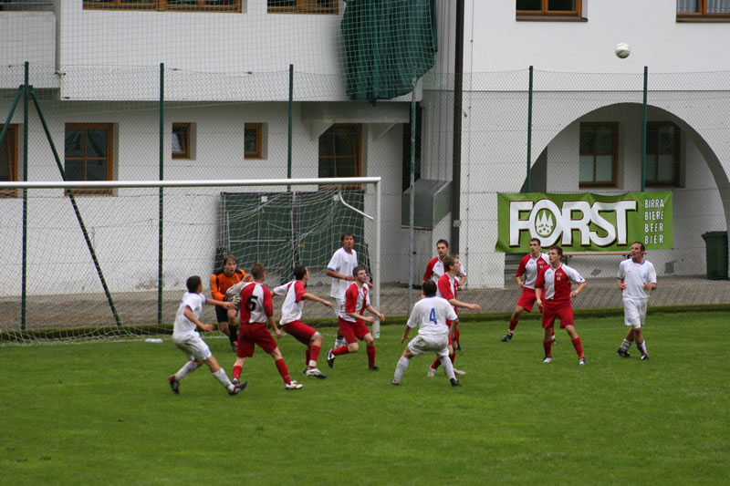 gal/Saison2008-2009- Pokal 1. Runde Hinspiel: Vintl - SV Reischach/2008-08-24 SVR gg. Vintl - Pokalhinspiel 087.jpg